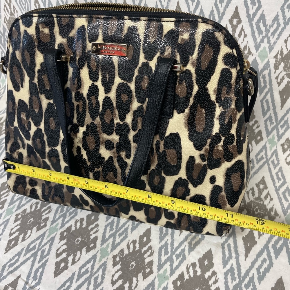 Kate Spade Cedar Street Leopard Maise
Cream Leopard Print Shoulder Purse